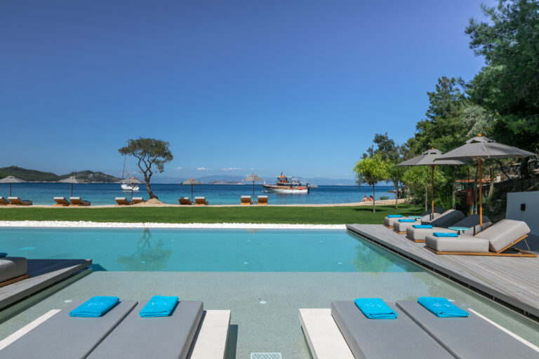 Vathi Cove Luxury Resort & Spa