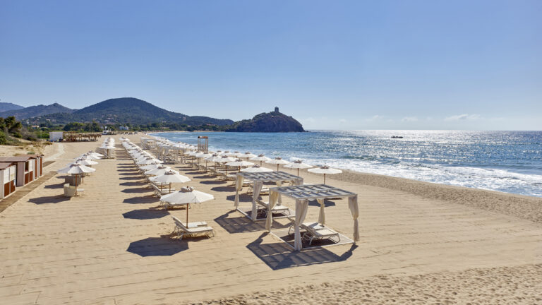 Conrad Chia Laguna Sardinia