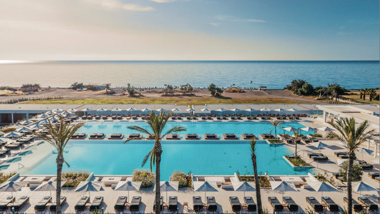 Gennadi Grand Resort