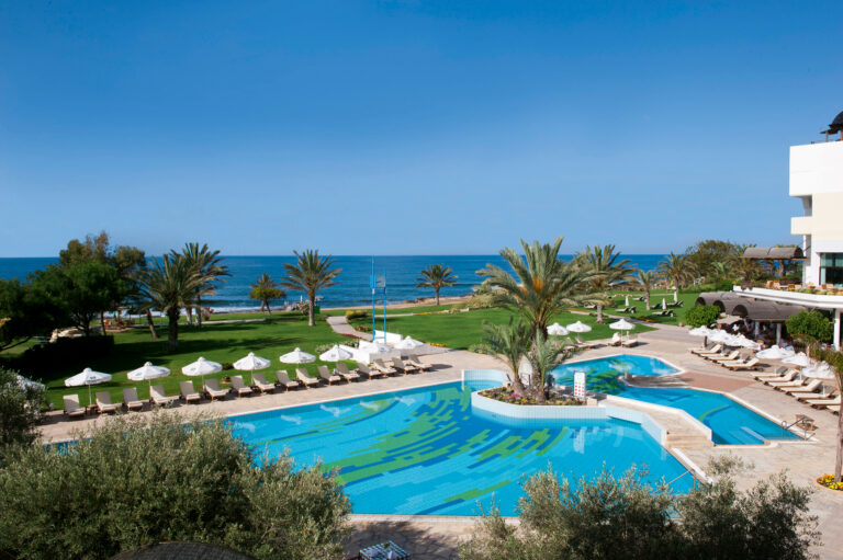 Constantinou Bros. Athena Royal Beach Hotel