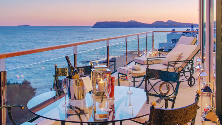 Royal Princess Hotel