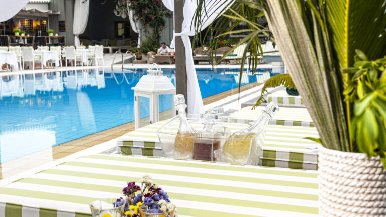 La Piscine Art Hotel