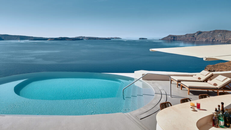 Mystique, a Luxury Collection Hotel, Santorini