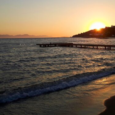 Güvercinlik Bay